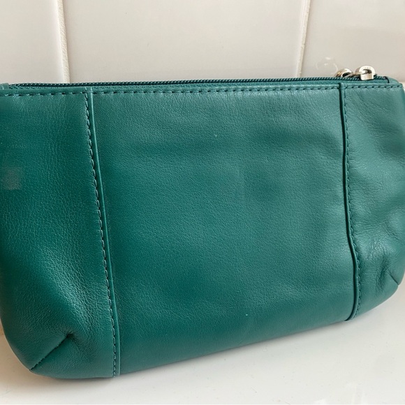 NWT Coach Jade Medium Wristlet - Picture 3 of 6